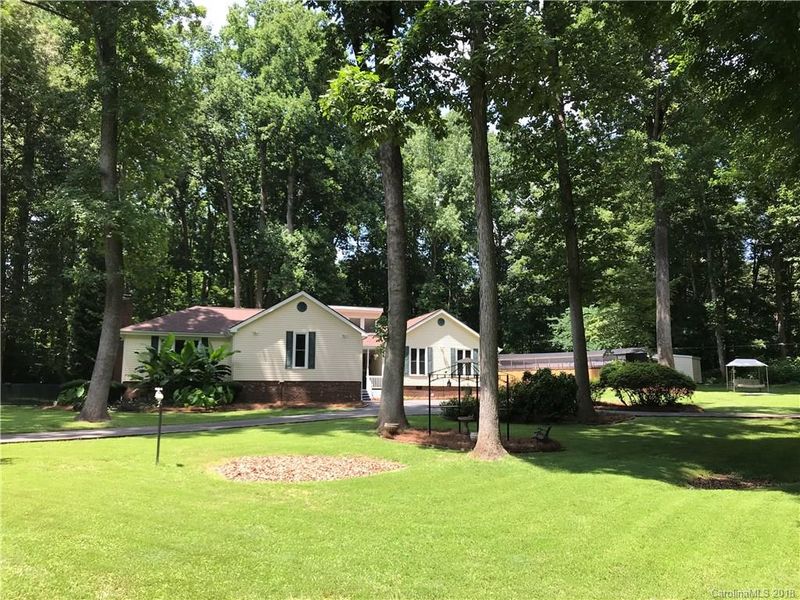 8264 Addison Dr, Harrisburg, NC 28075