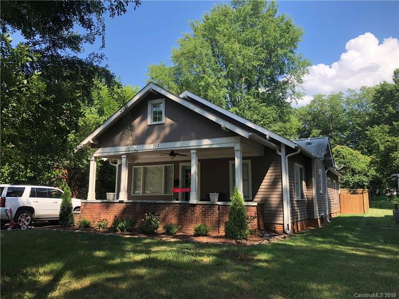 717 Walnut Ave, Charlotte, NC 28208