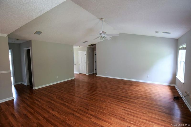 1931 Decatur Ct, Charlotte, NC 28213