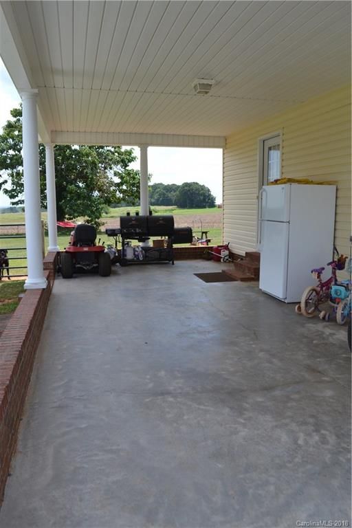 136 Wise Rd, Lincolnton, NC 28092
