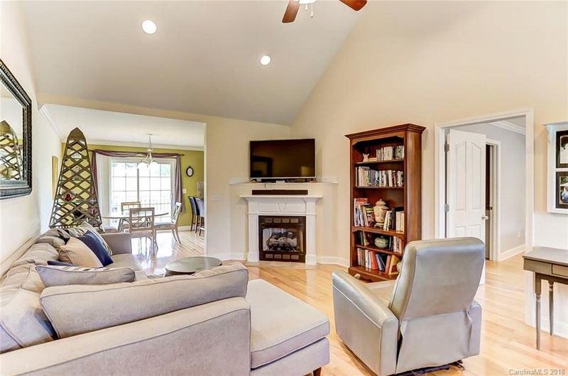 3031 Mccall Meadows Dr, Rock Hill, SC 29730