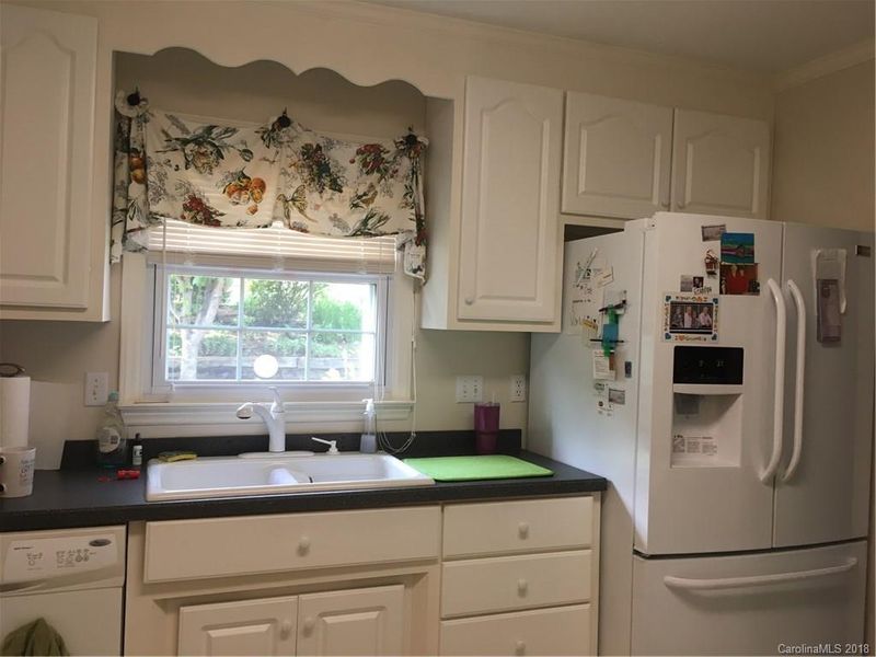 1618 Union Rd #B, Gastonia, NC 28054
