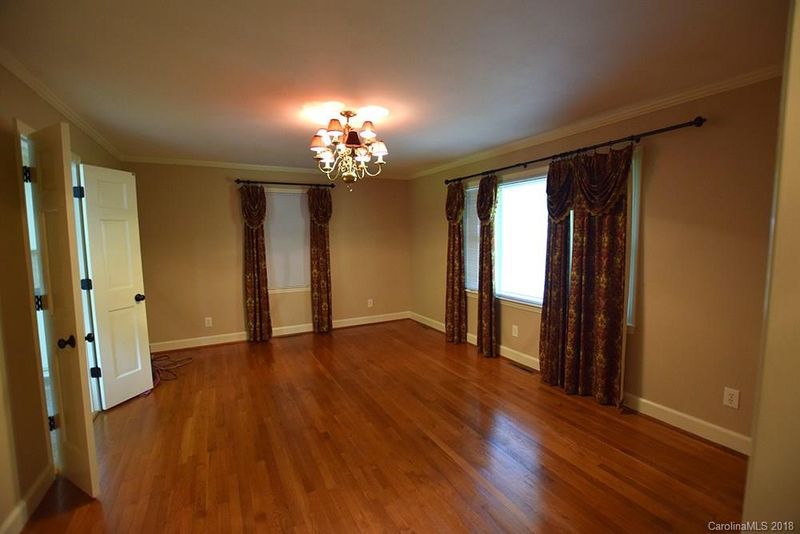 1013 Forest Dr, Lancaster, SC 29720