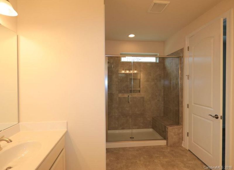 917 Landmark Rn #CAD 64, Tega Cay, SC 29708