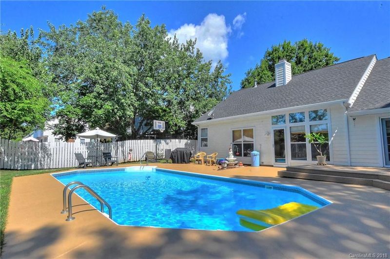 3218 Nedmore Ct, Matthews, NC 28105