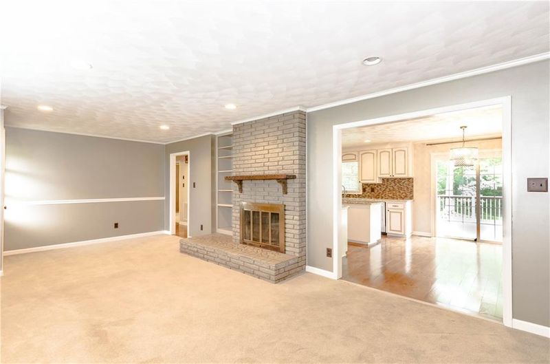 1121 27th St NE, Conover, NC 28613