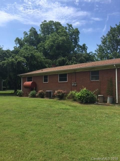 107 Sandstone Loop, Mooresville, NC 28115