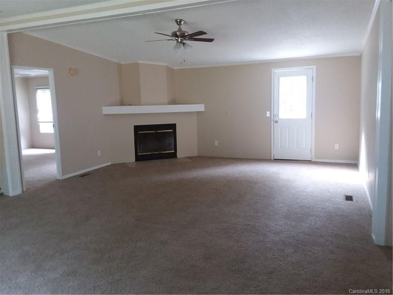 4398 Apex Dr, Maiden, NC 28650
