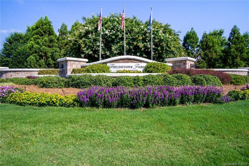 9005 Blue Stream Ln, Indian Trail, NC 28079