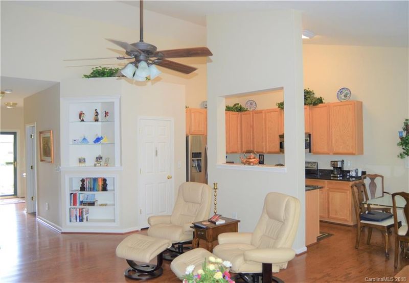7535 Carrington Forest Ln #121, Matthews, NC 28105