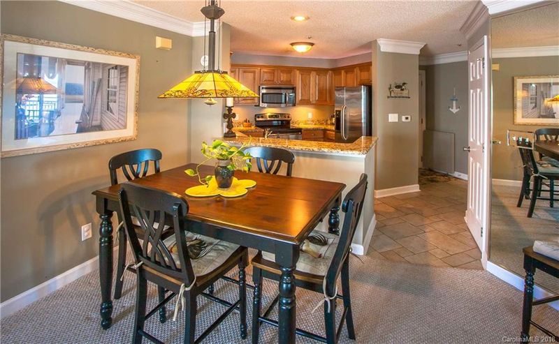 17811 Half Moon Ln #B, Cornelius, NC 28031