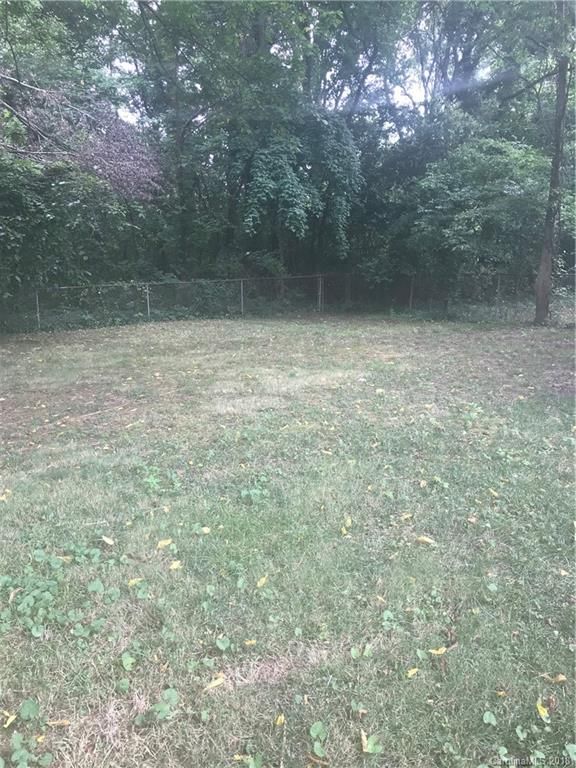 323 Cama St, Charlotte, NC 28217