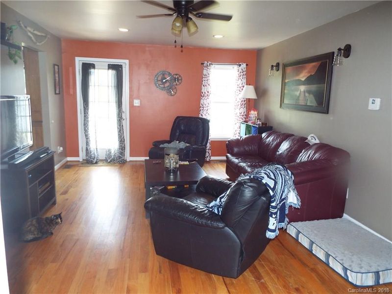 4651 Garys Pl #21, Crouse, NC 28033