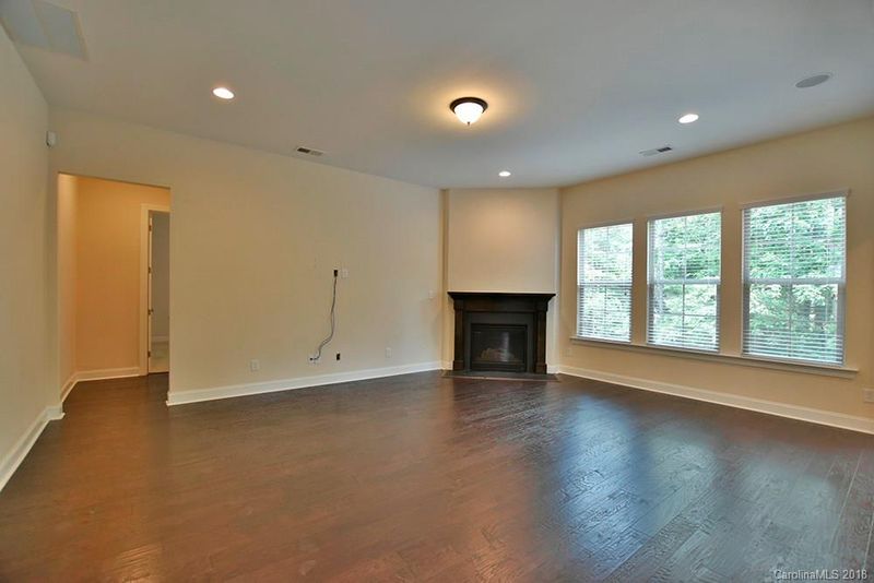 938 Castlewatch Dr, Fort Mill, SC 29708