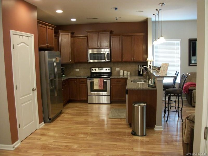 5020 Haven Lodge Rd, Matthews, NC 28104