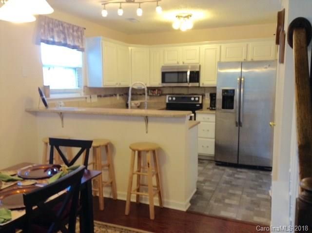 7005 Blithe Low Pl, Charlotte, NC 28227
