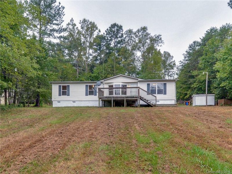 151 Loray Farm Rd, Dallas, NC 28034