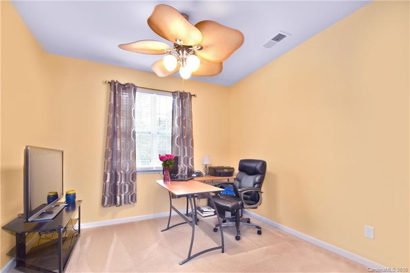 10751 Traders Ct, Davidson, NC 28036
