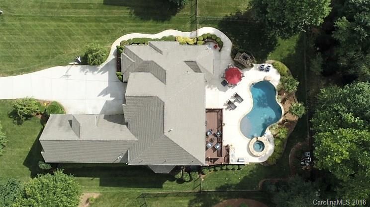 4126 Summit Ridge Ln, Denver, NC 28037