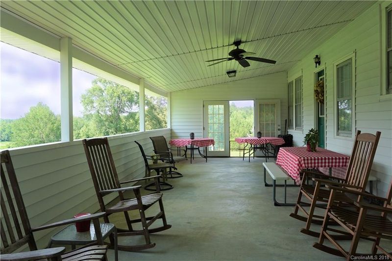 843 Waldsmith Rd, Chester, SC 29706