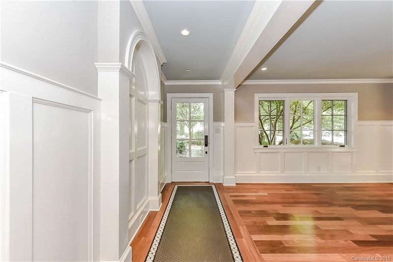 3109 Selwyn Ave, Charlotte, NC 28209