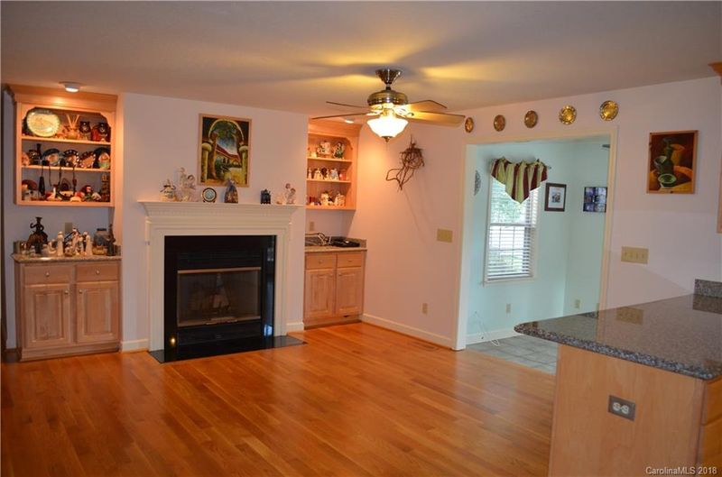 196 E Meadowview Dr #63, Statesville, NC 28625