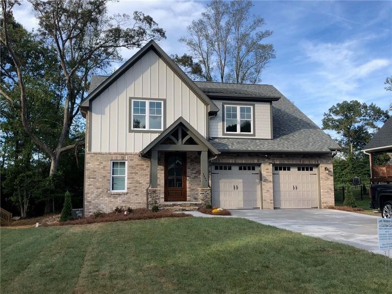 3844 10th St NE #65, Hickory, NC 28601