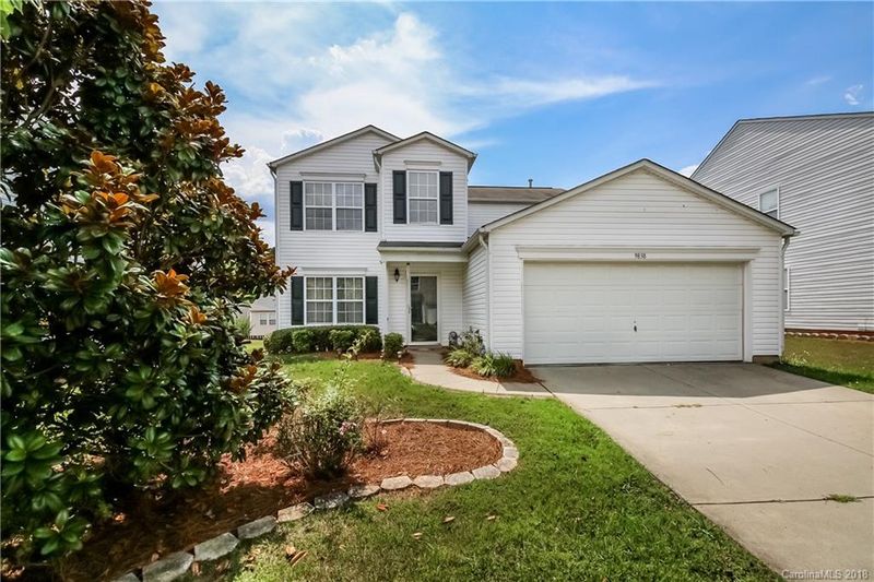 9838 Bayview Pw, Charlotte, NC 28216