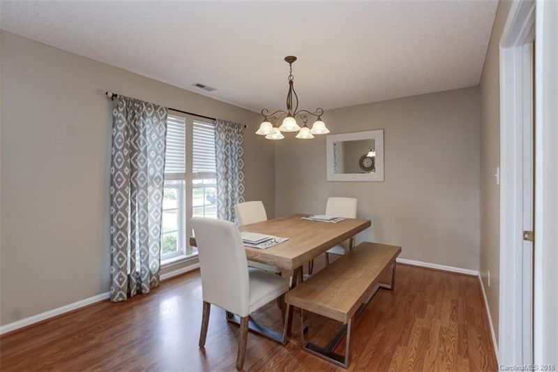 1216 Kerry Greens Dr, Matthews, NC 28104