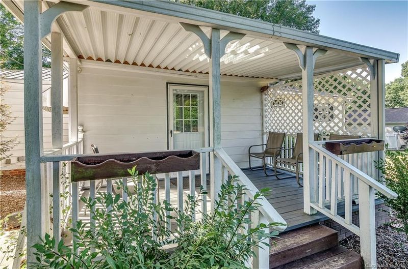 504 Brownlee Dr SW, Concord, NC 28025