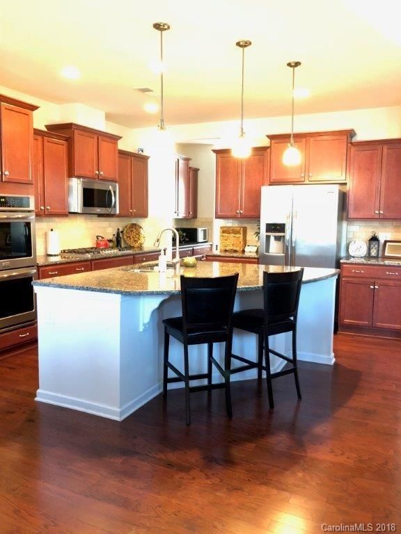 5817 Dinsmore Ln, Belmont, NC 28012