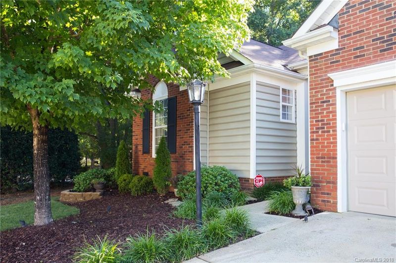 12032 Cartgate Ln, Charlotte, NC 28273