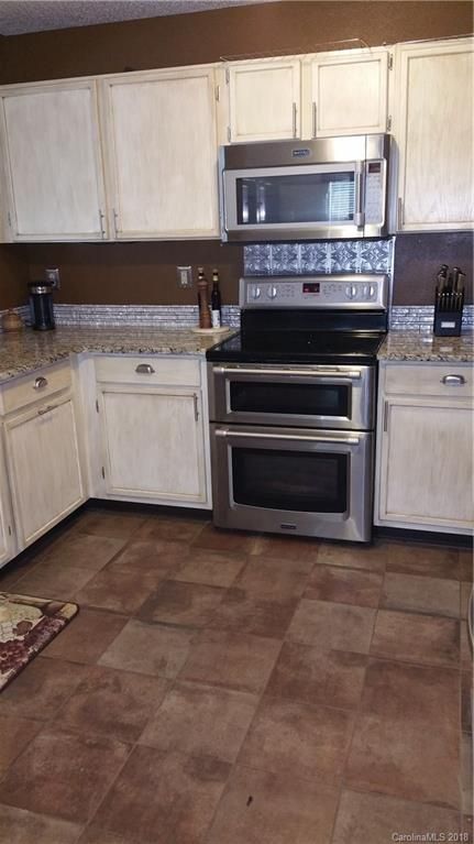 1572 Matthew Allen Cir, Kannapolis, NC 28081