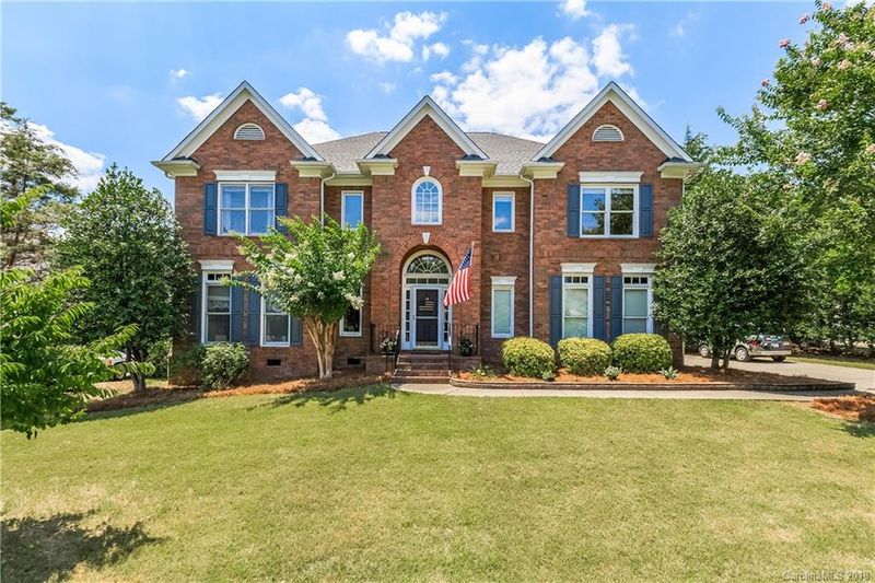 3417 Savannah Hills Dr, Matthews, NC 28105
