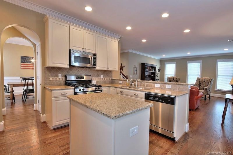 908 Tuckerton Dr, Fort Mill, SC 29708