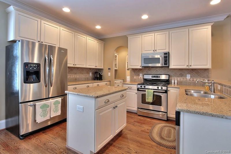 908 Tuckerton Dr, Fort Mill, SC 29708