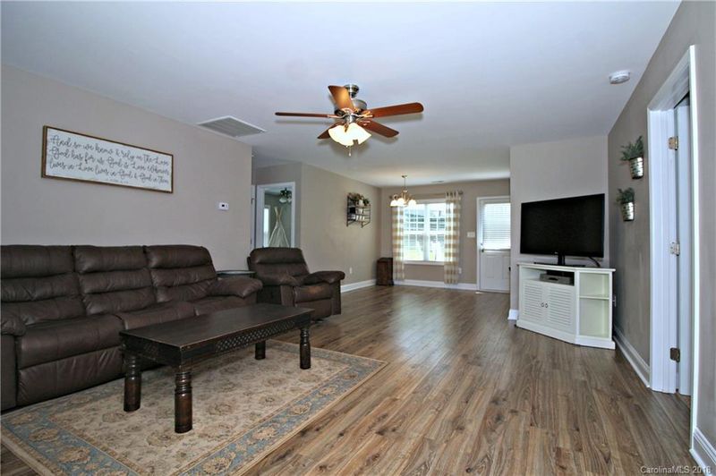 1205 Klondale Ave, Kannapolis, NC 28081