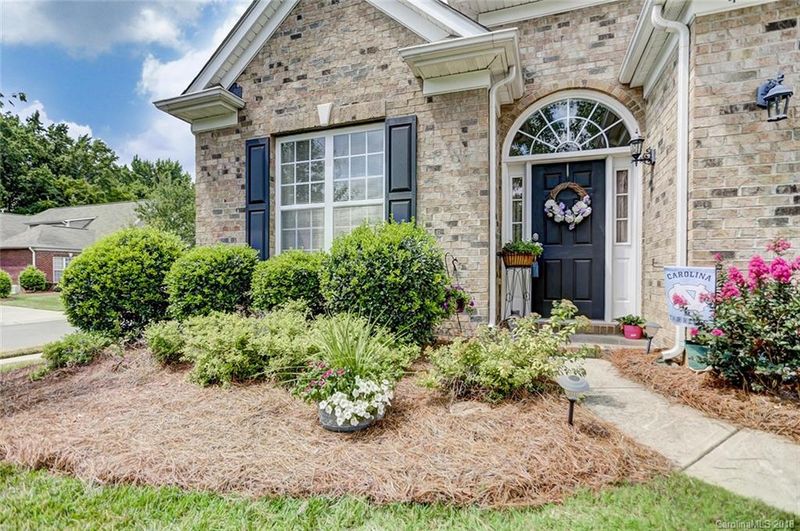 4903 Spur Ranch Rd, Charlotte, NC 28277