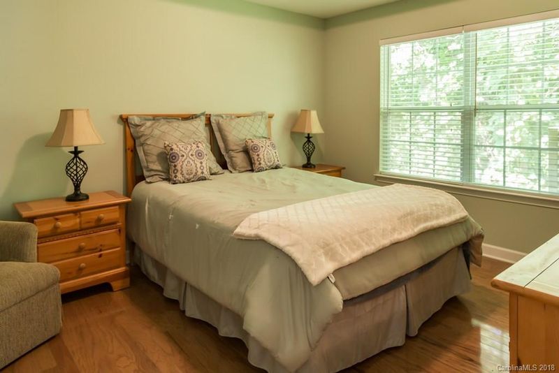 355 Valley Brook Ln, Concord, NC 28025