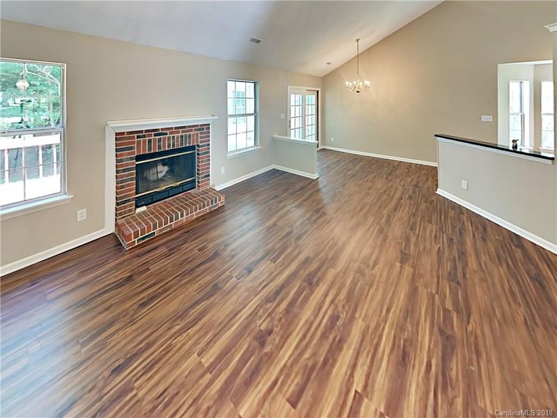 11115 Scrimshaw Ln, Charlotte, NC 28215
