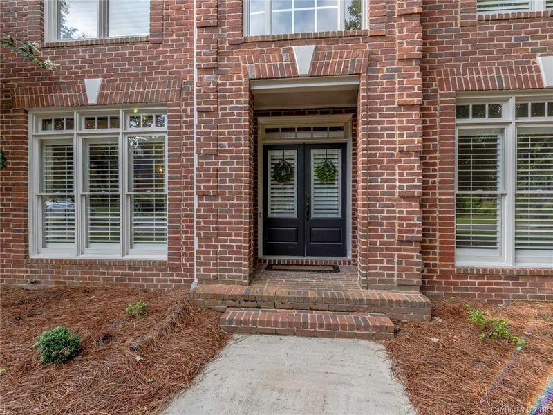18417 Indian Oaks Ln, Davidson, NC 28036
