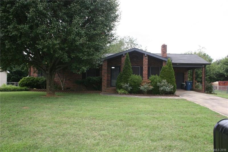 3643 Thunder Rd, Maiden, NC 28650