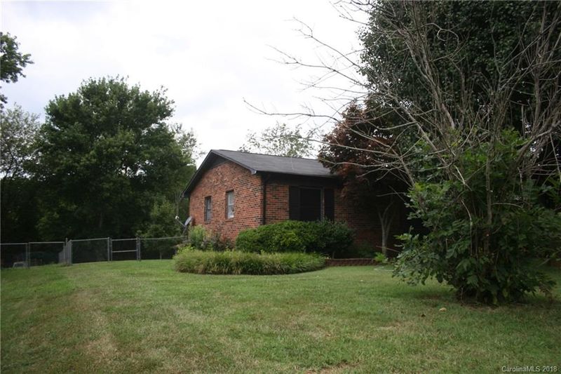 3643 Thunder Rd, Maiden, NC 28650