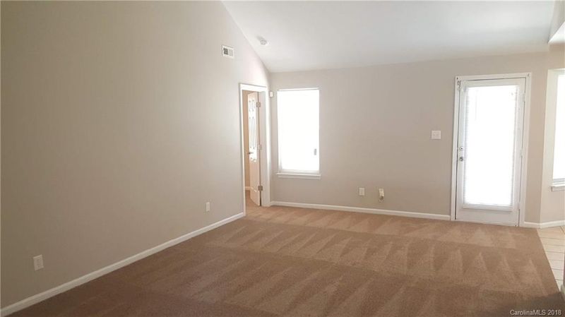 8820 Stoneface Rd, Charlotte, NC 28214