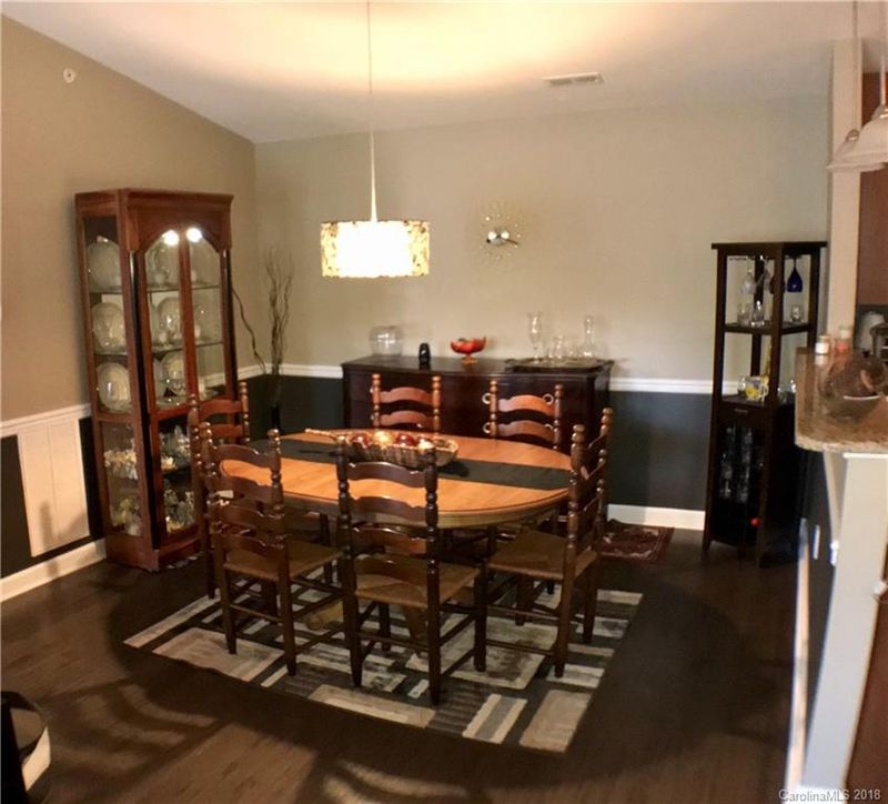 335 Westbend Dr, Charlotte, NC 28262