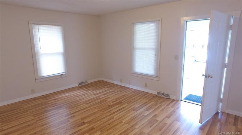 210 Kimball St, Kannapolis, NC 28081