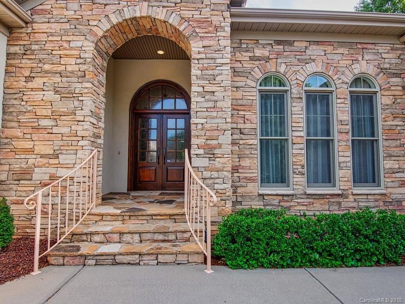 20225 Hammock Oak Dr, Cornelius, NC 28031