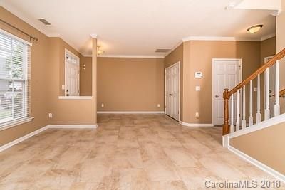 8719 Lenox Pointe Dr, Charlotte, NC 28273