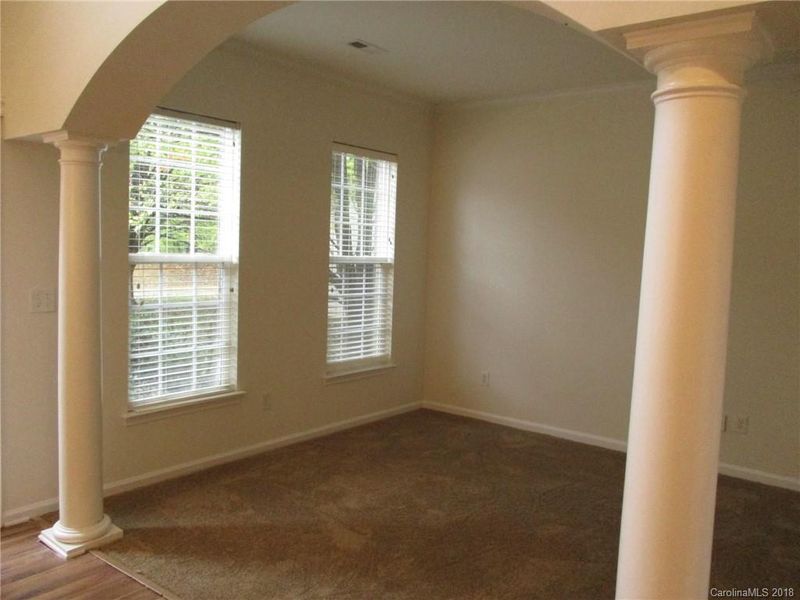 12438 Windsor Glade Dr, Matthews, NC 28105