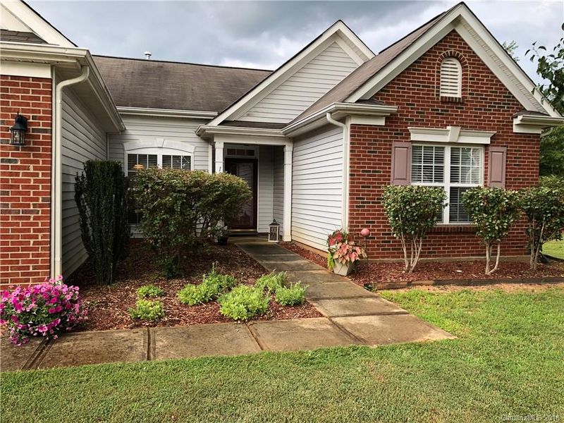 109 Jacobs Woods Cir, Troutman, NC 28166